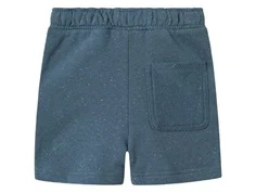 Blå sweatshorts med små lyse nister og en baglomme fra Name It 13243314 blue mirage